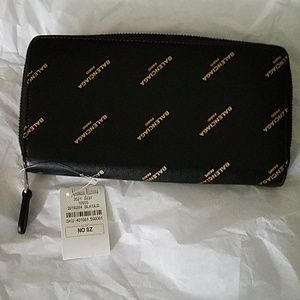 Balenciaga Bags - Authentic Balenciaga Leather Wallet Balenciaga Bags - Authentic Balenciaga Leather Wallet